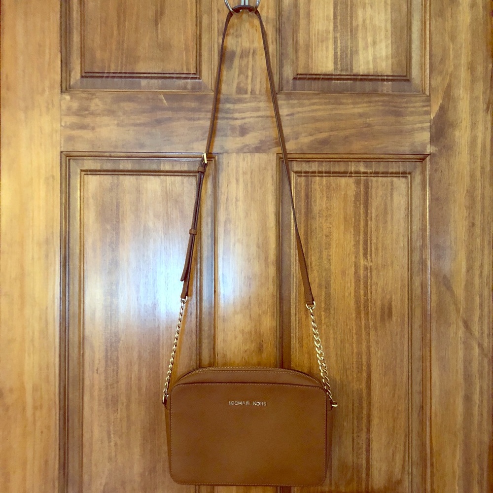 Michael Kors Crossbody Chain Accent